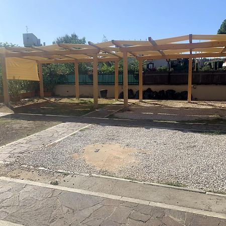 Il Giardino Di Adriana Acomodação com café da manhã Terracina Exterior foto
