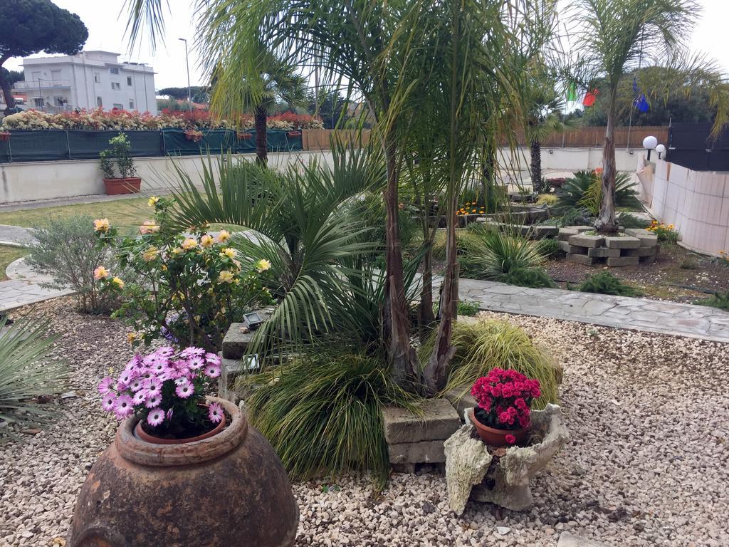 Il Giardino Di Adriana Acomodação com café da manhã Terracina Exterior foto
