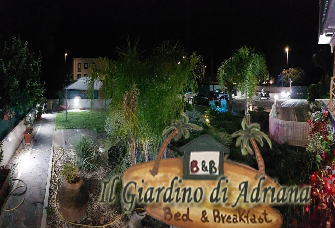 Il Giardino Di Adriana Acomodação com café da manhã Terracina Exterior foto